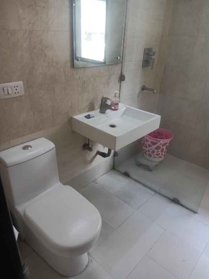 Hotel The Am Bliss Ґурґаон Екстер'єр фото