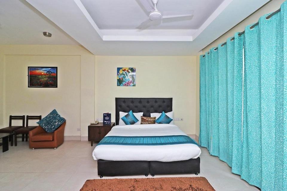 Hotel The Am Bliss Ґурґаон Екстер'єр фото